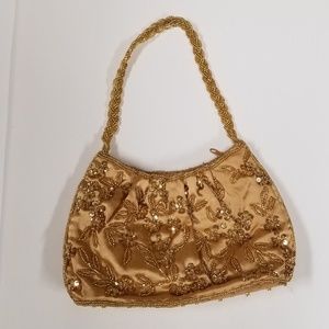 La Regale Vintage Gold Beaded Purse
